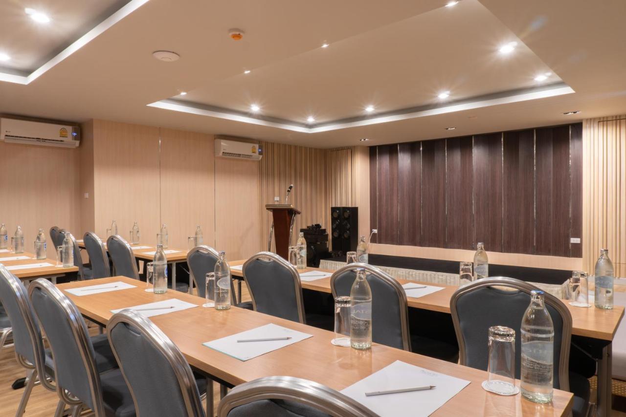 Recenta Suite Phuket Suanluang Dış mekan fotoğraf