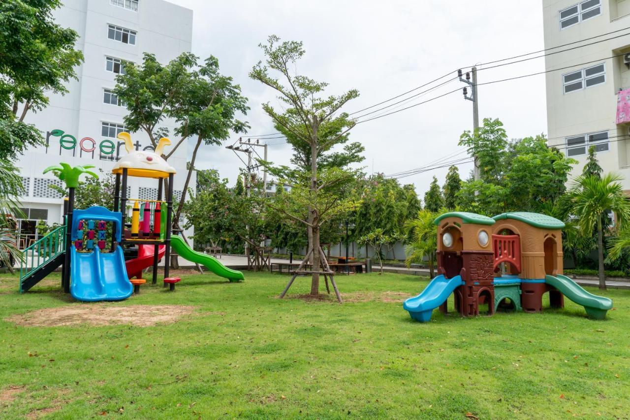Recenta Suite Phuket Suanluang Dış mekan fotoğraf