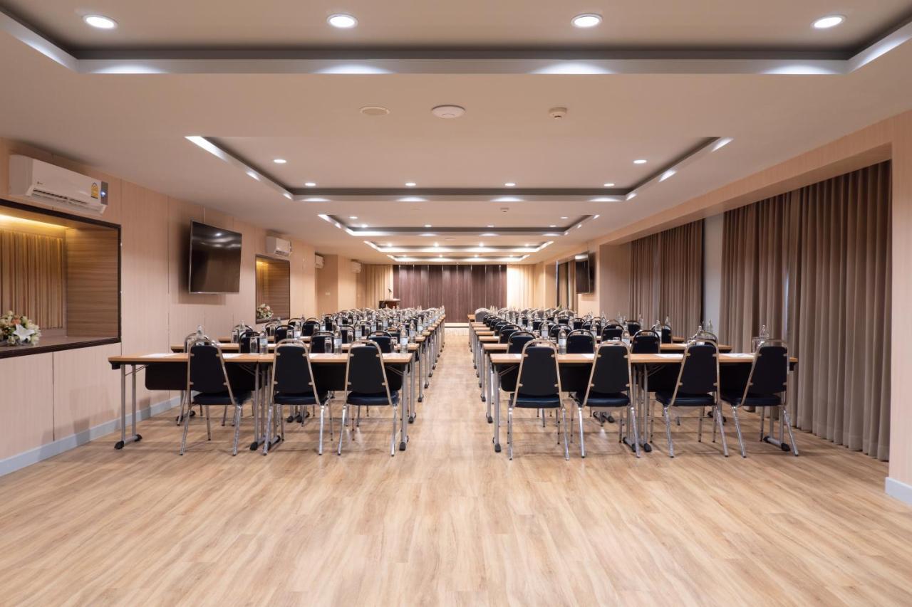 Recenta Suite Phuket Suanluang Dış mekan fotoğraf